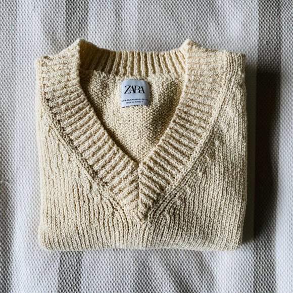 ZARA Men's Knitted Cream Colored Cotton Vest (Size: S-M) - Picture 3 of 7
